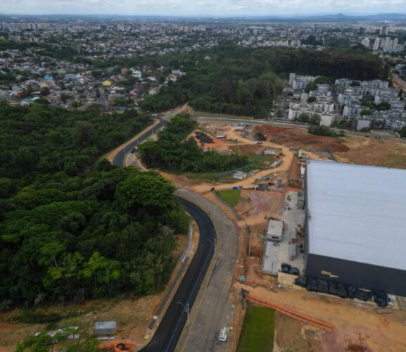 Continuação de obras do Zaffari em área de mata atlântica causa protesto de moradores e intervenção do MP