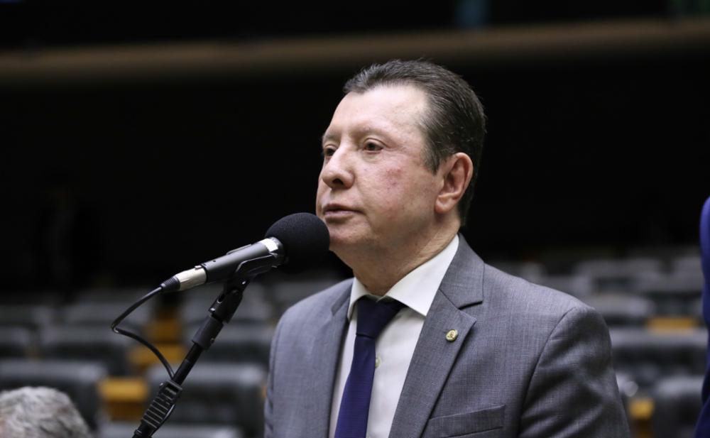 José Nelto tem eleição para coordenar bancada contestada e diz que colegas têm medo